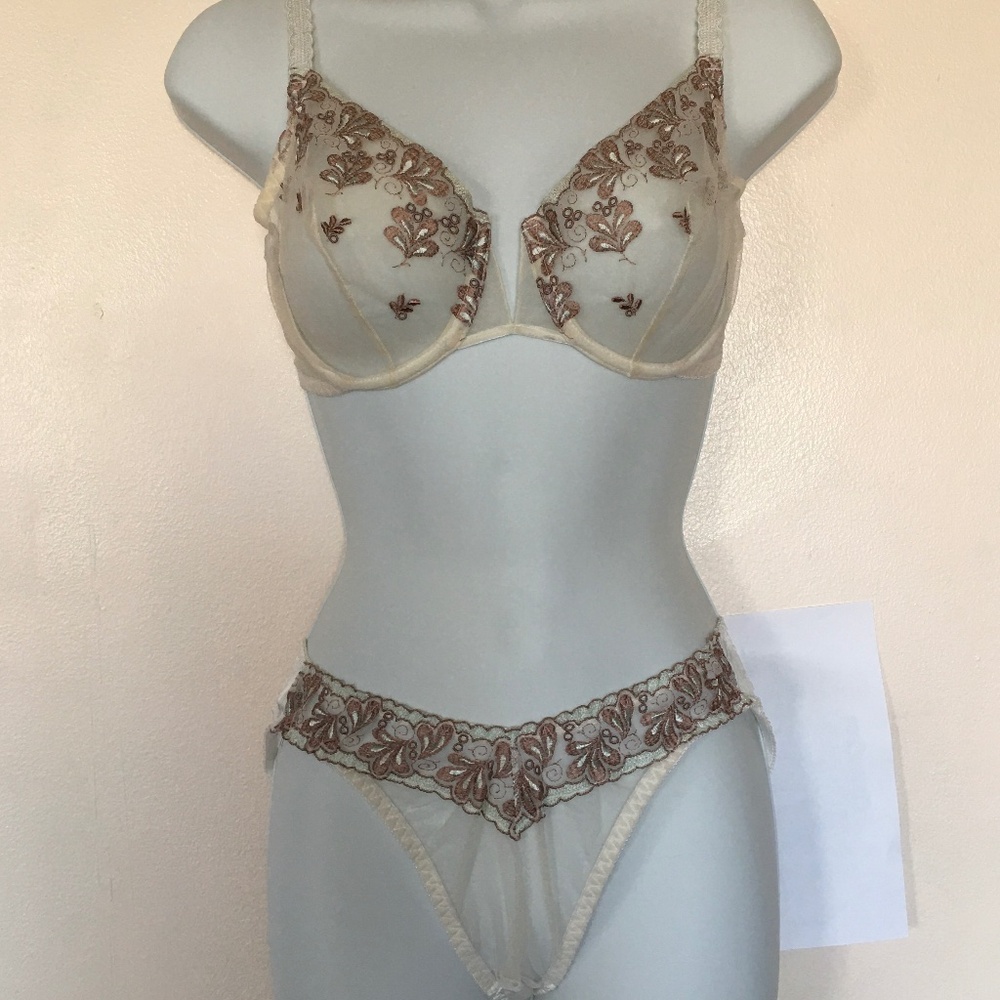 Vintage Lingerie Set Made by Felina (Circa 80s)